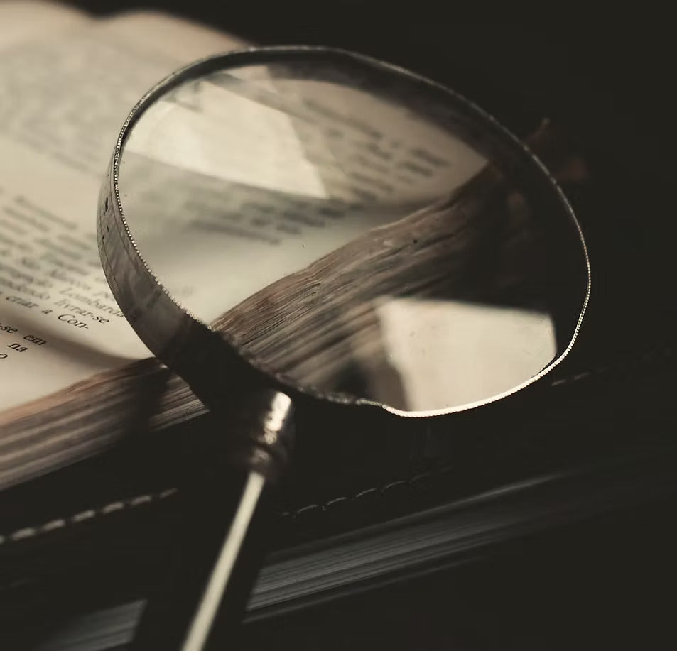 Trouver la bonne loupe de lecture pour la dmla : conseils et solutions adaptées